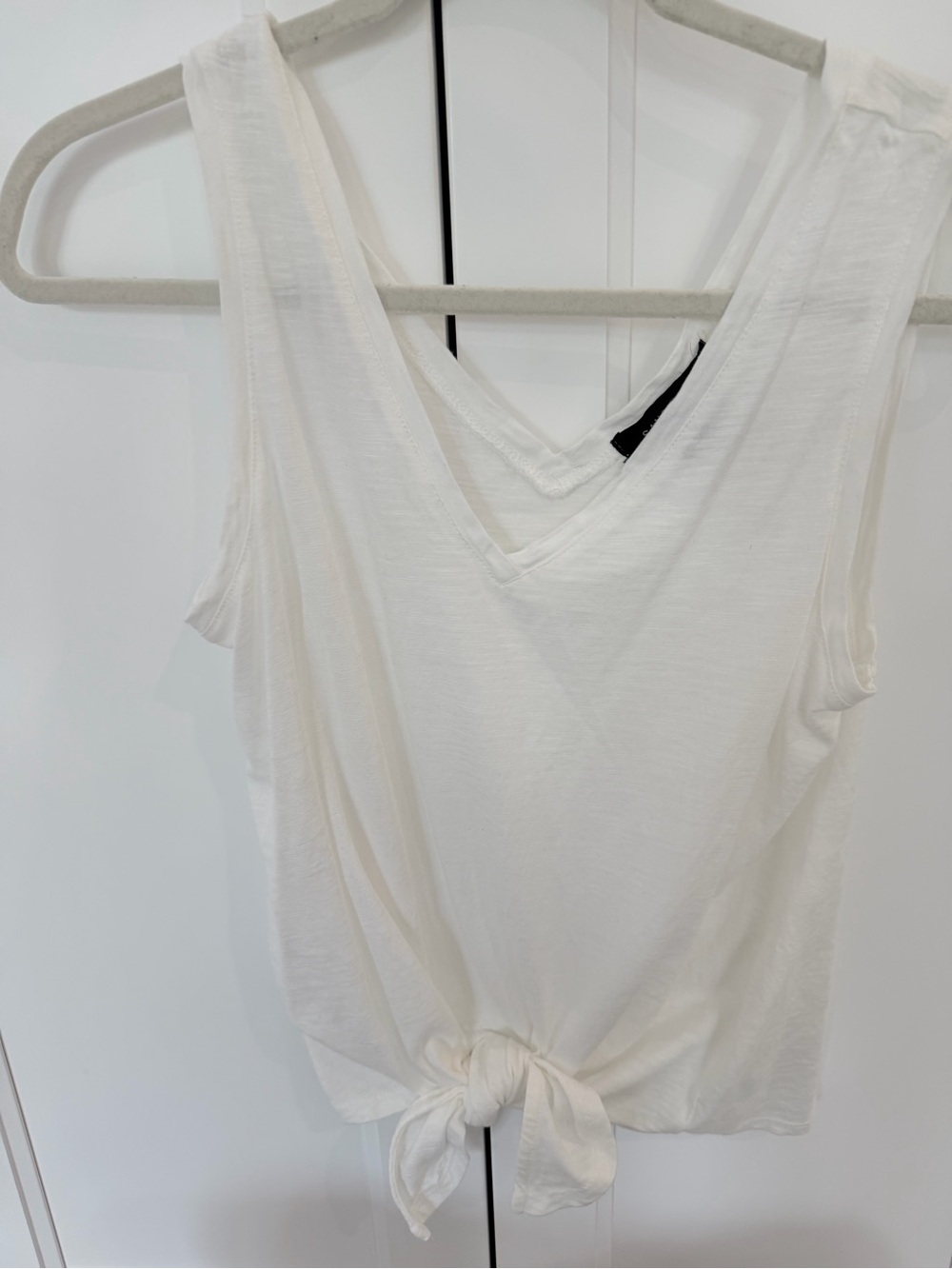 Sanctuary White V-Neck Tie-Front Tank Top